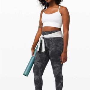Lululemon Align Pant 25" *Diamond Dye
Diamond Dye Pitch Grey Graphite Grey, 12